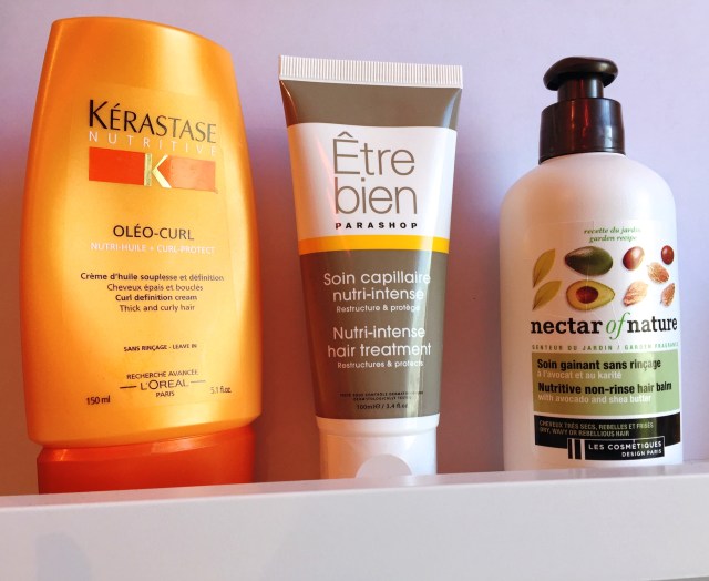 Crème d'huile Oléo-Curl Kérastase (Coiffeurs spécialisés) Soin capillaire nutri-intense Être bien (Parashop) Soin gainant sans rinçage Nectar of Beauty (Carrefour)